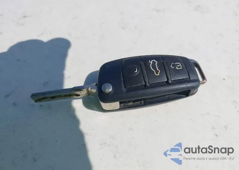 2013 Audi A3 2.0T Premium из США, поврежденный, VIN WAUBEAFMXDA007853